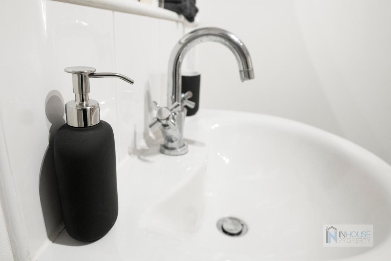 Modern City Centre Apartment Wifi Netflix Ноттингем Экстерьер фото